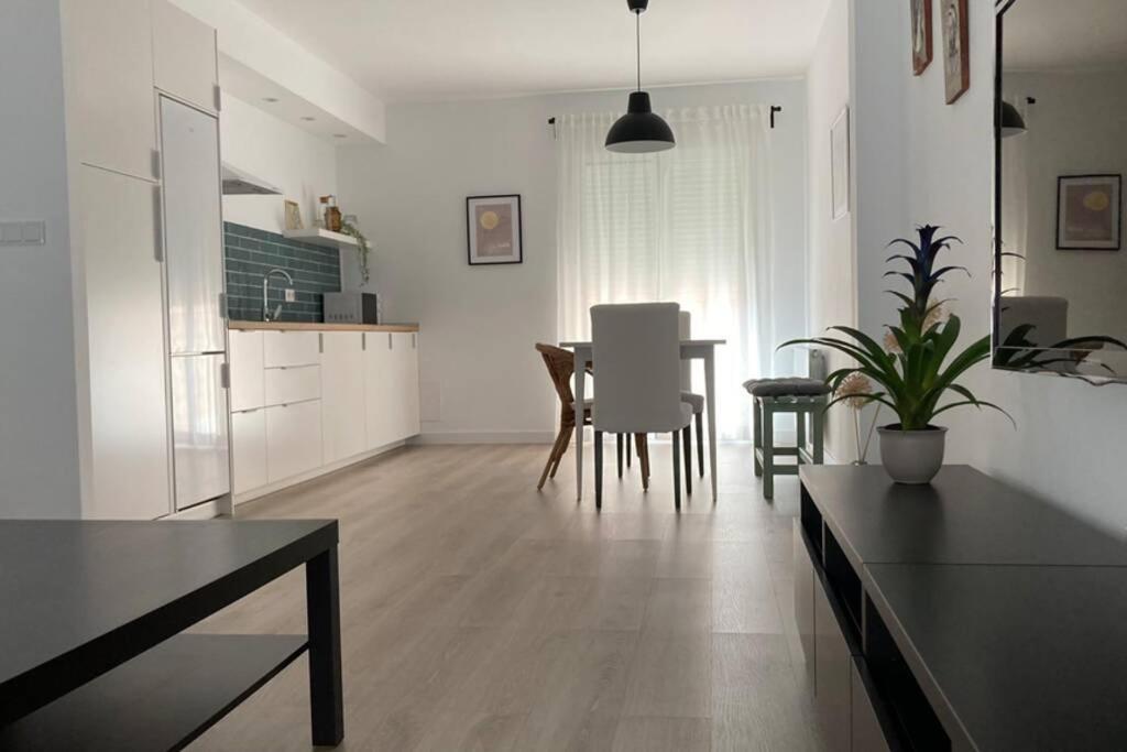 Apartamento nuevo, céntrico y tranquilo Bullas Esterno foto